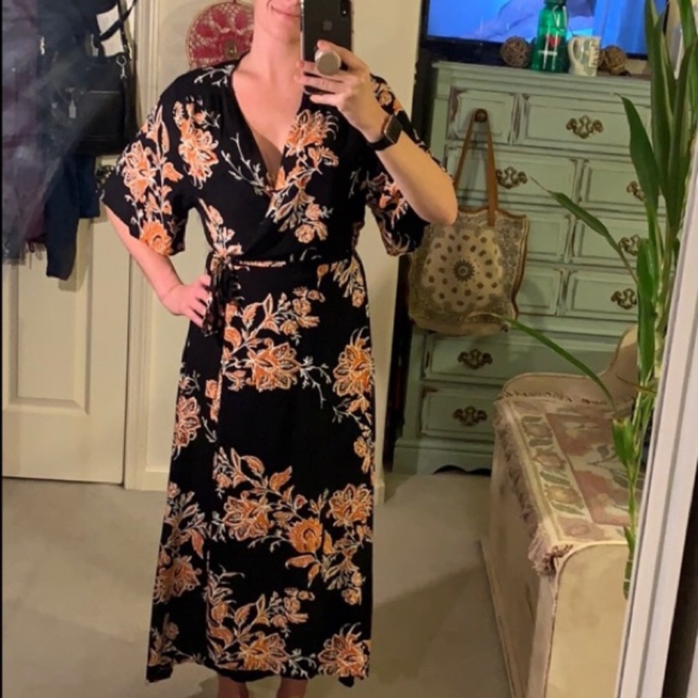 Cupshe Floral Wrap Kimono Cover Up Bad Moon Dress - Picture 7 of 8